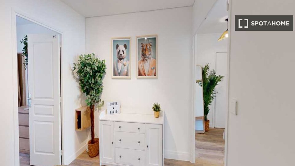 Double room Paris, 5 beds, 100m² — photo 4