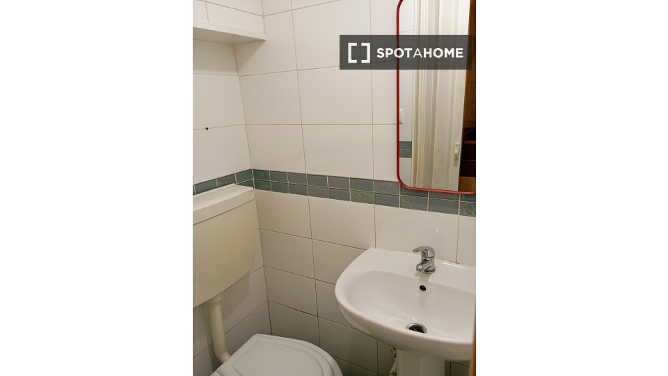 Apartment mono Lisbon, 25m² — photo 1