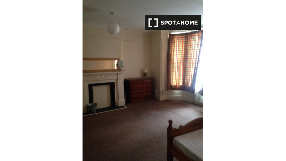 Double room Nottingham, 6 beds — photo 7