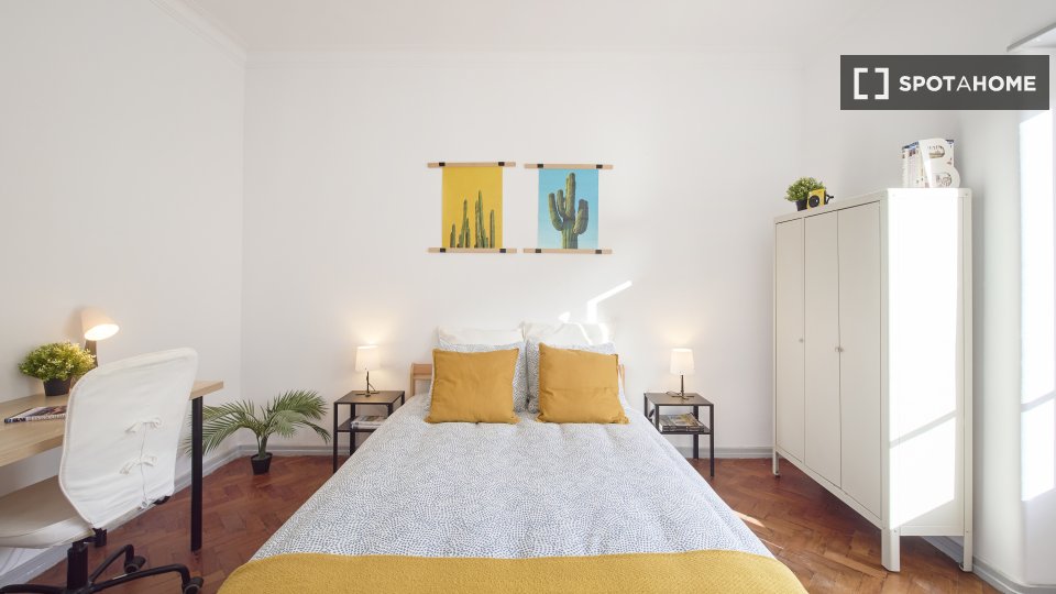 Double room Lisbon, 7 beds — photo 18