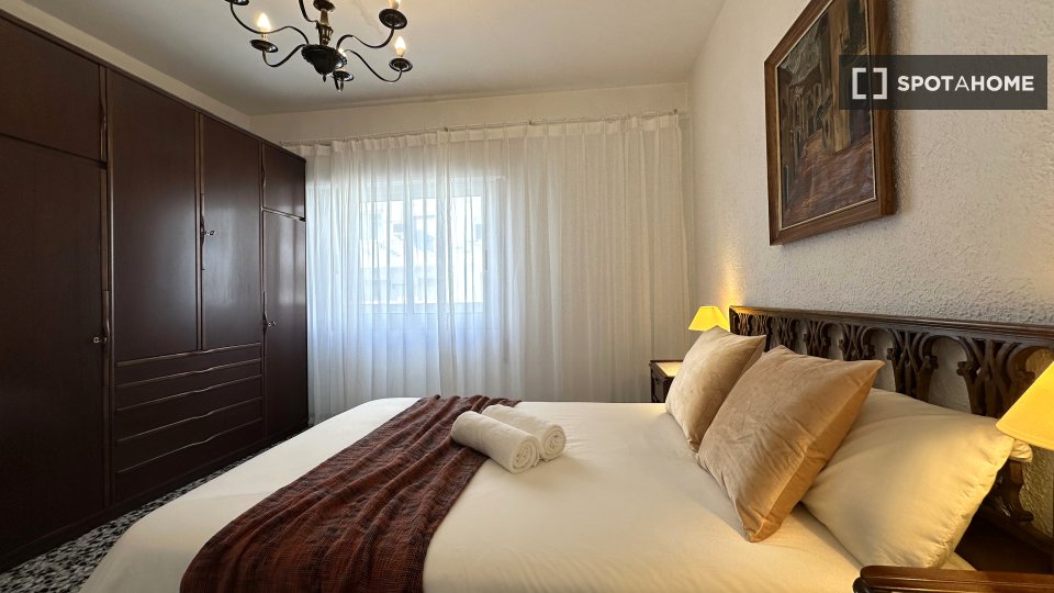Double room Valencia, 5 beds — photo 11