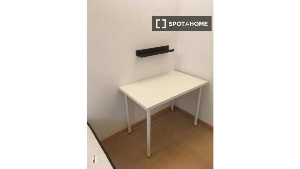 Double room Barcelona, 4 beds — photo 13