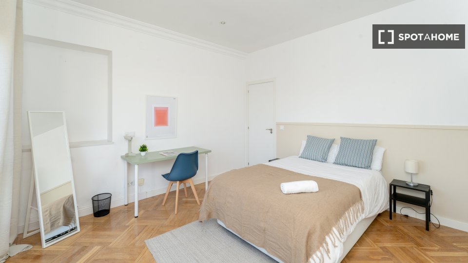 Double room Madrid, 6 beds — photo 28