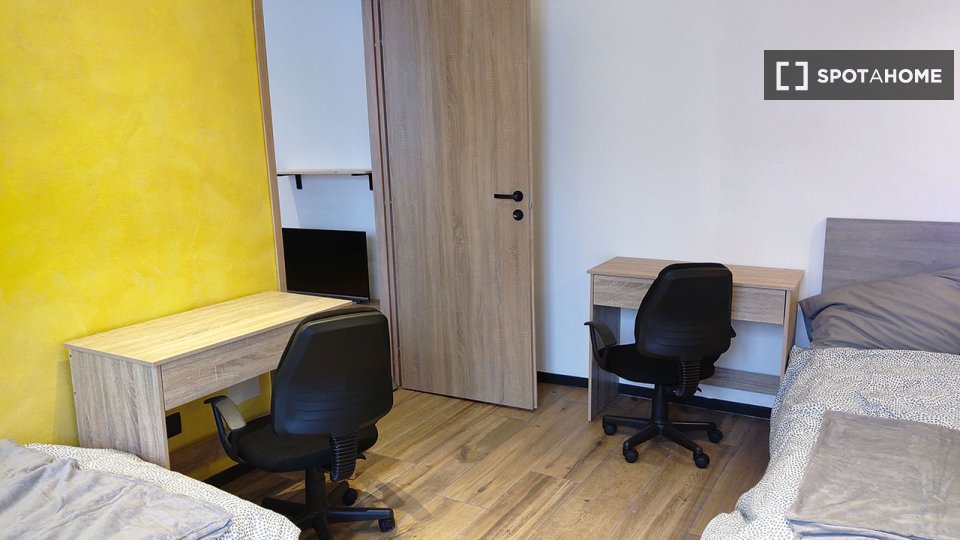Camera doppia Torino, 3 camere, 90m² — foto 3