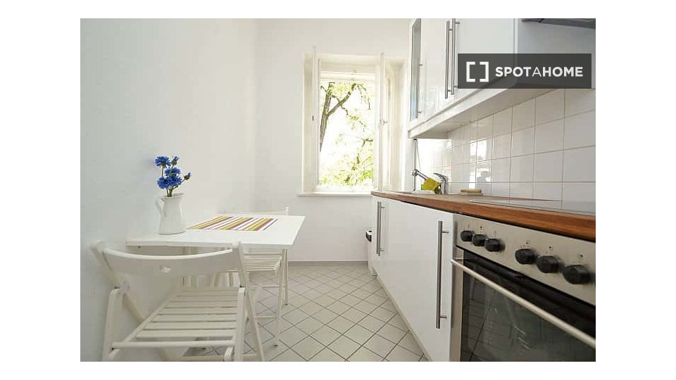 Apartment Berlin, 1 bed, 46m² — photo 4