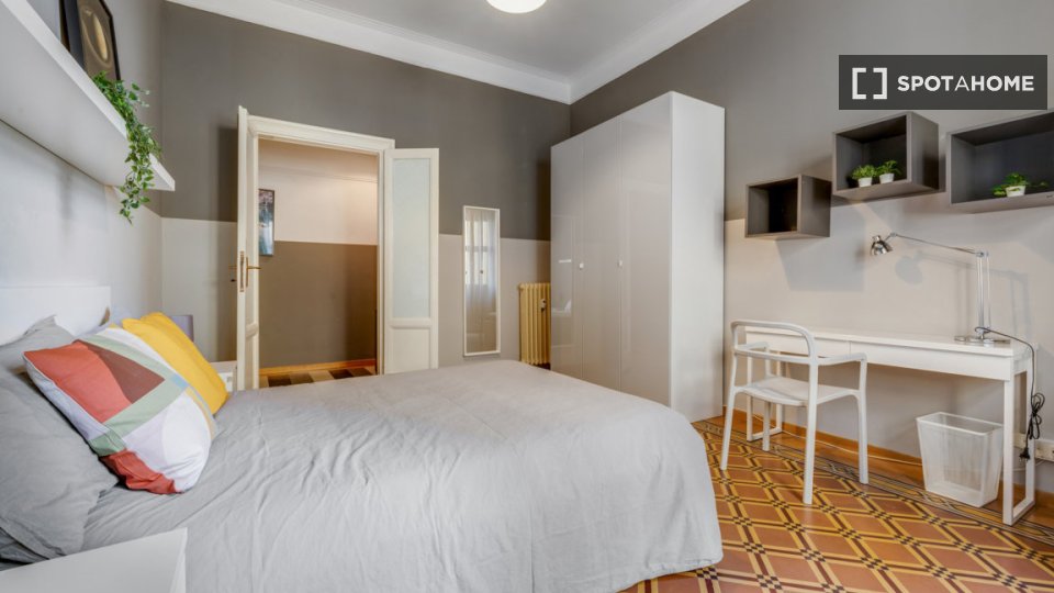 Double room Milan, 3 beds, 89m² — photo 2