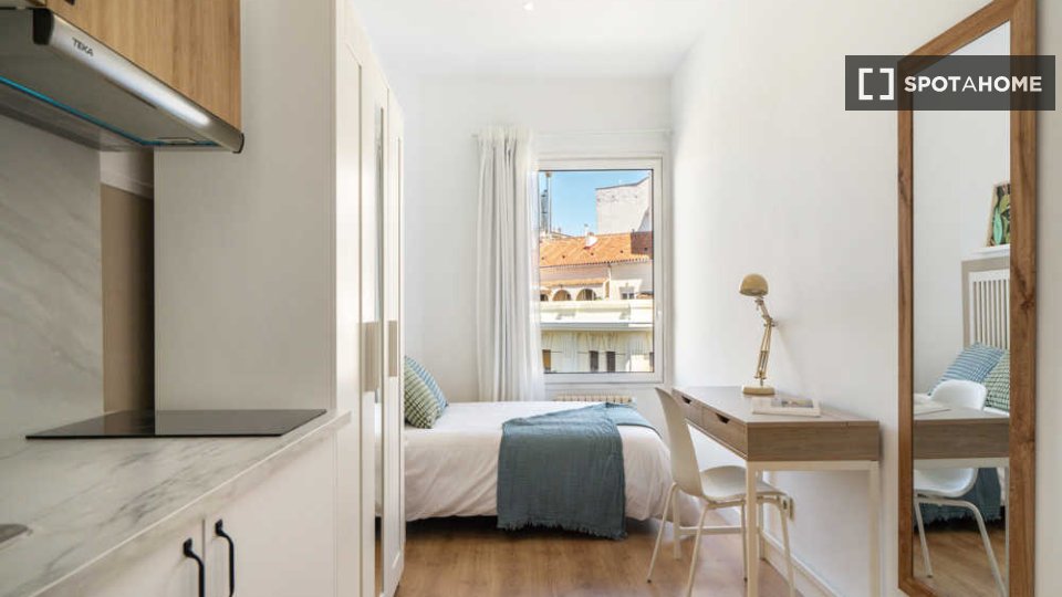Double room Madrid, 8 beds — photo 44
