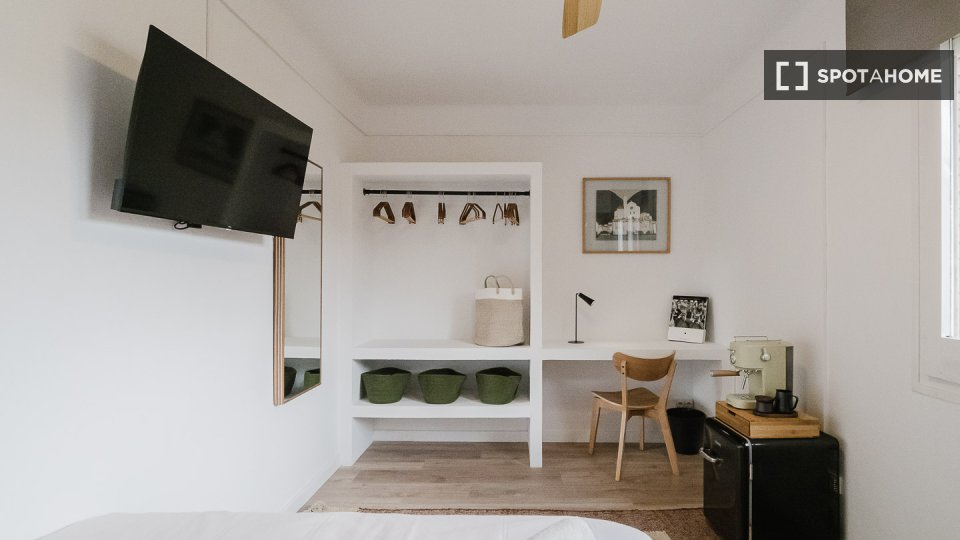 Double room Barcelona, 8 beds, 220m² — photo 60