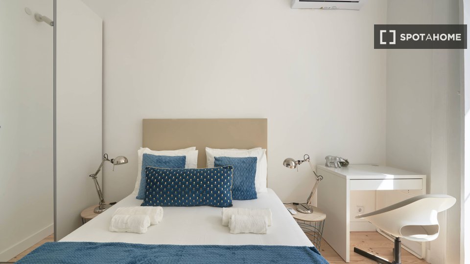 Apartment Lisbon, 3 beds — photo 1