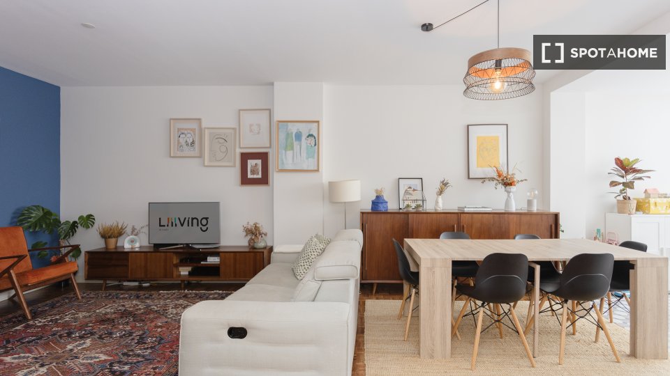 Apartment Porto, 3 beds, 140m² — photo 13