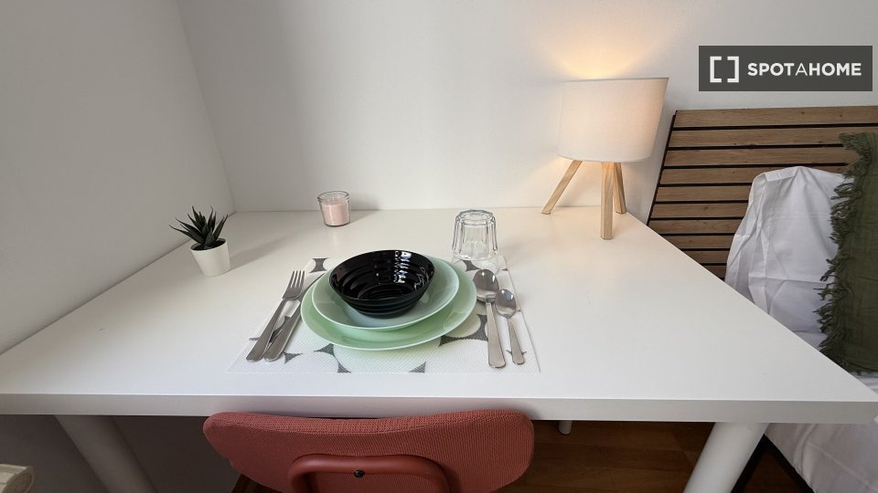 Double room Madrid, 4 beds — photo 16