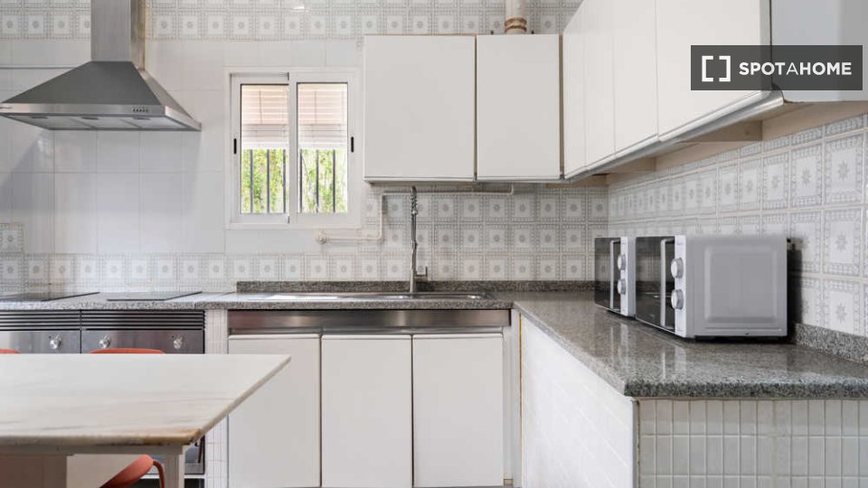 Habitación doble Madrid, 34 habitaciones — foto 96