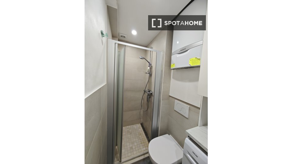 Apartment Brussels, 1 bed, 75m² — photo 14
