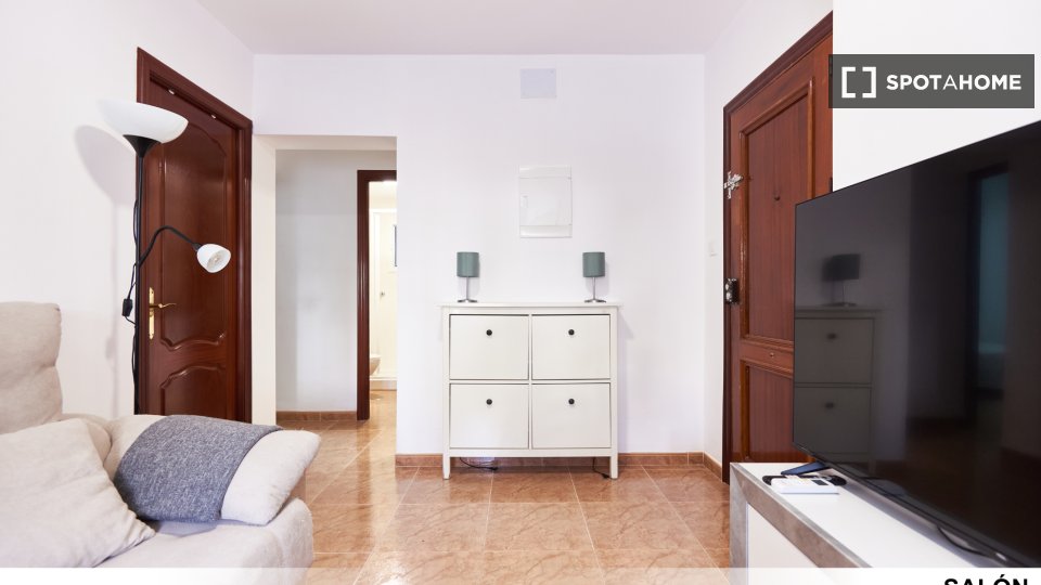 Double room Seville, 3 beds — photo 46