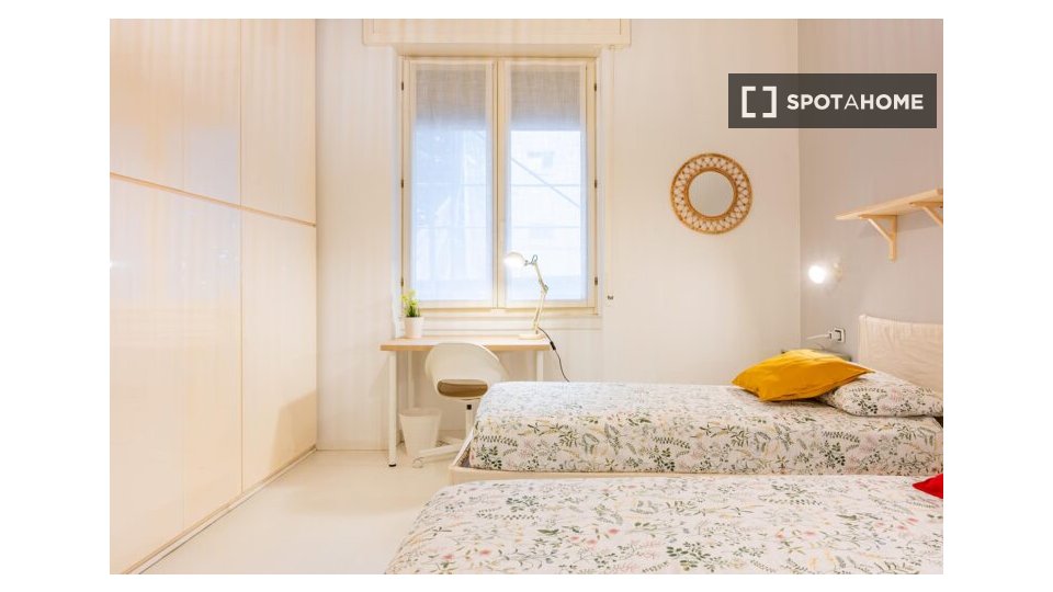 Double room Milan, 4 beds, 80m² — photo 1