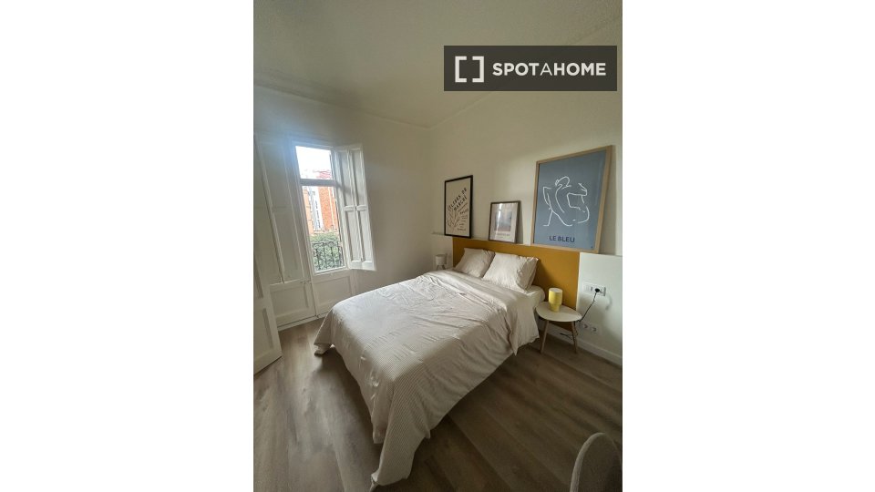 Double room Barcelona, 5 beds, 100m² — photo 6