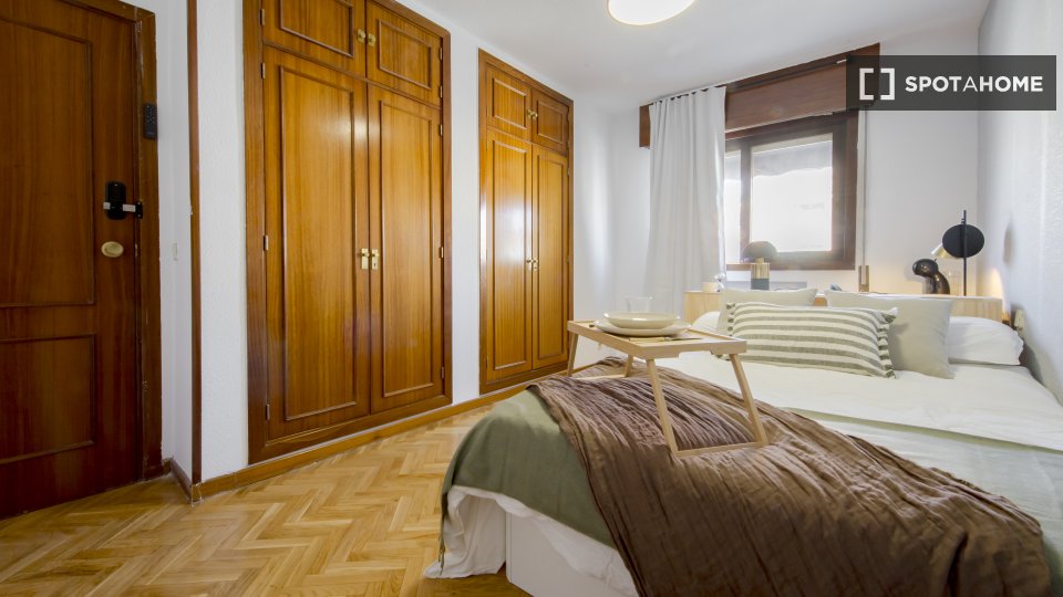 Double room Madrid, 7 beds — photo 11