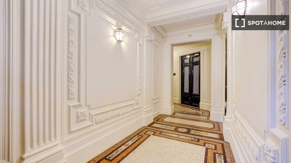 Apartment mono Paris, 70m² — photo 2