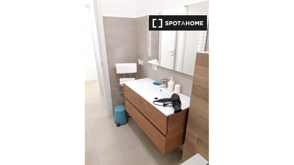 Apartment Milan, 1 bed, 75m² — photo 1
