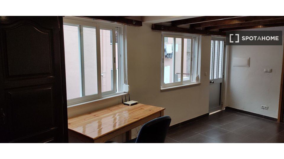 Apartment mono Lisbon, 45m² — photo 6
