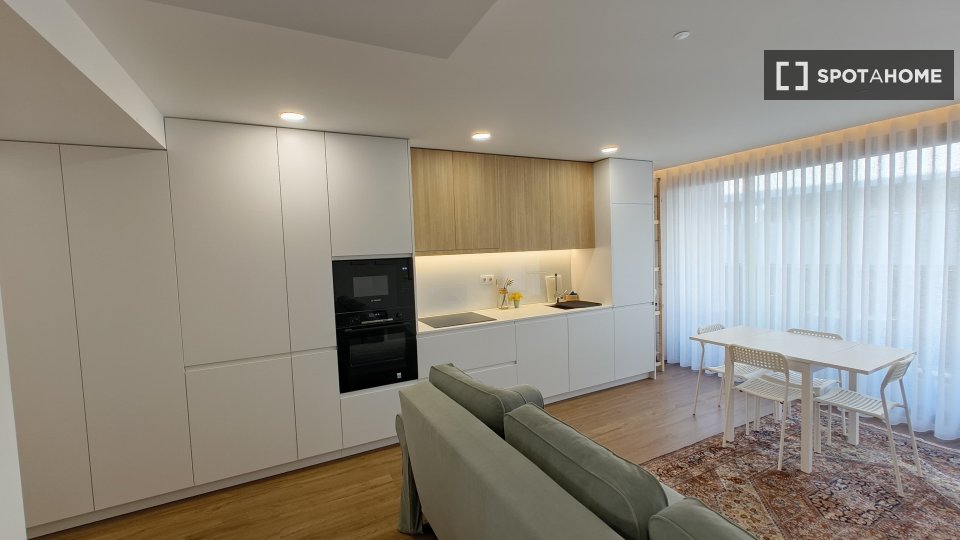 Apartment mono Porto, 70m² — photo 1