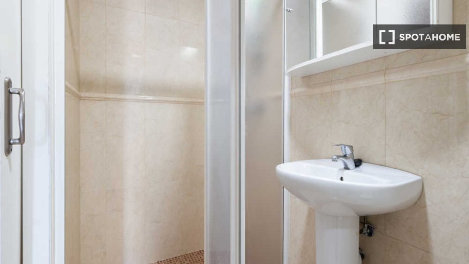 Camera doppia Madrid, 34 camere — foto 55