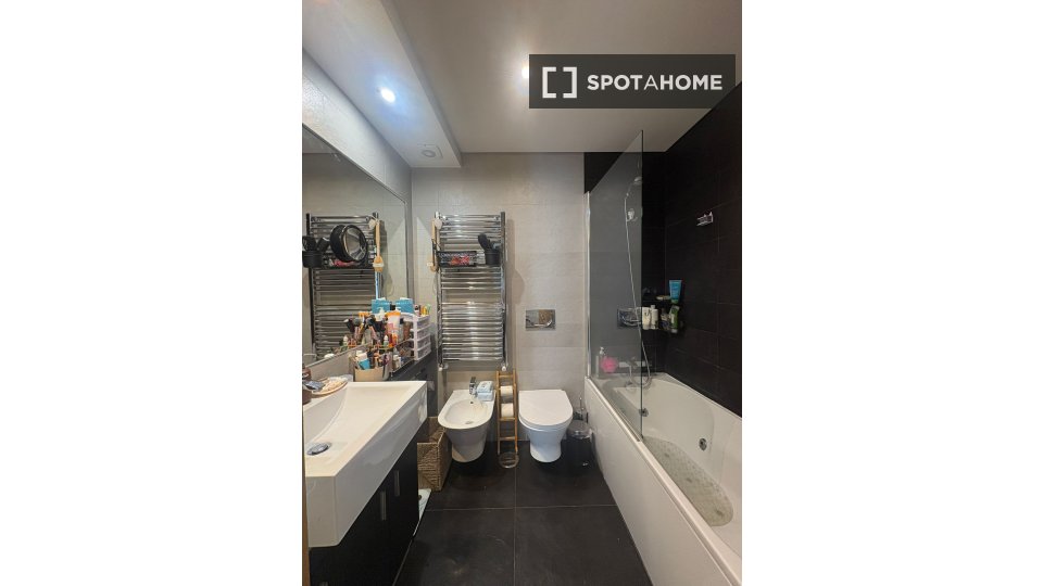Apartment Lisbon, 2 beds, 88m² — photo 8