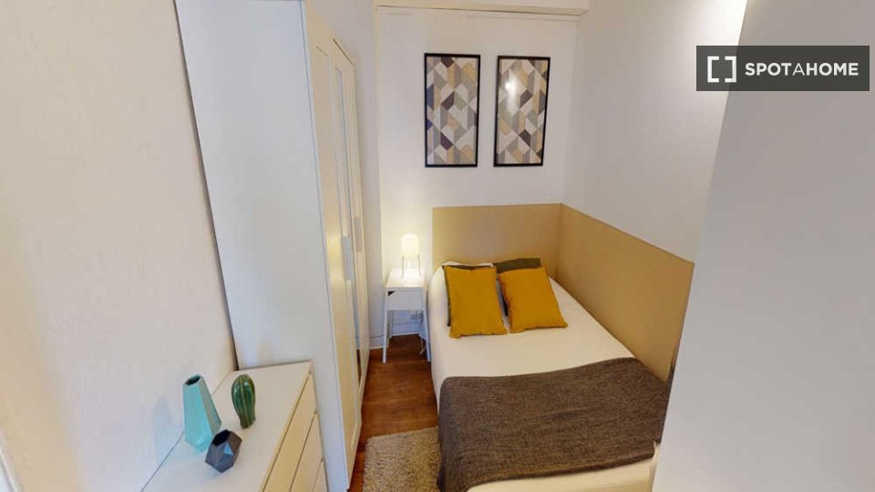Double room Toulouse, 9 beds, 140m² — photo 7