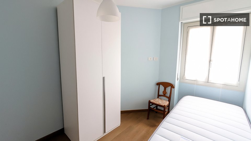 Double room Milan, 2 beds — photo 19