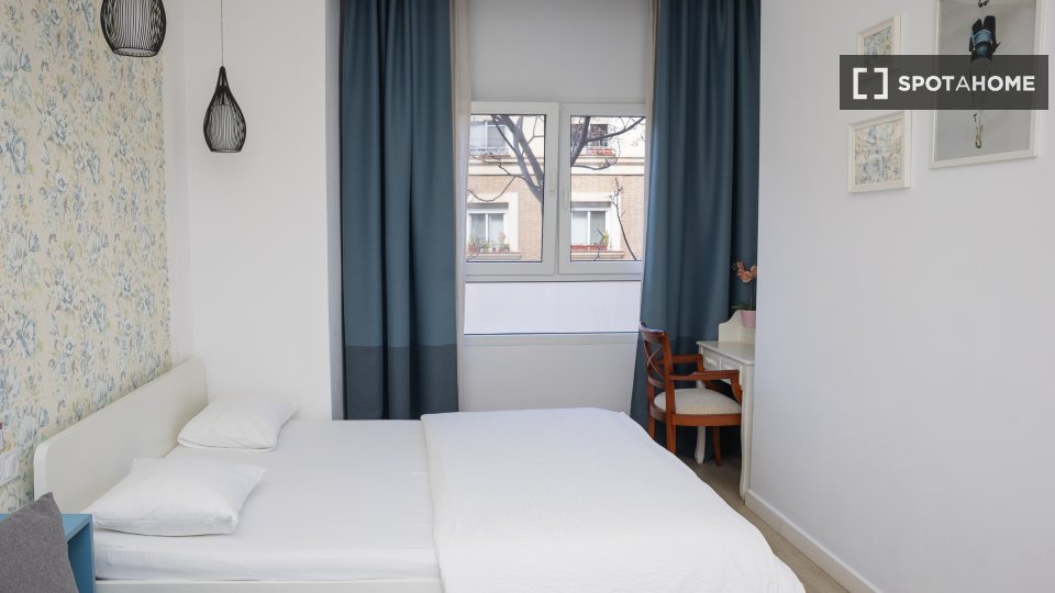 Double room Valencia, 4 beds, 110m² — photo 17