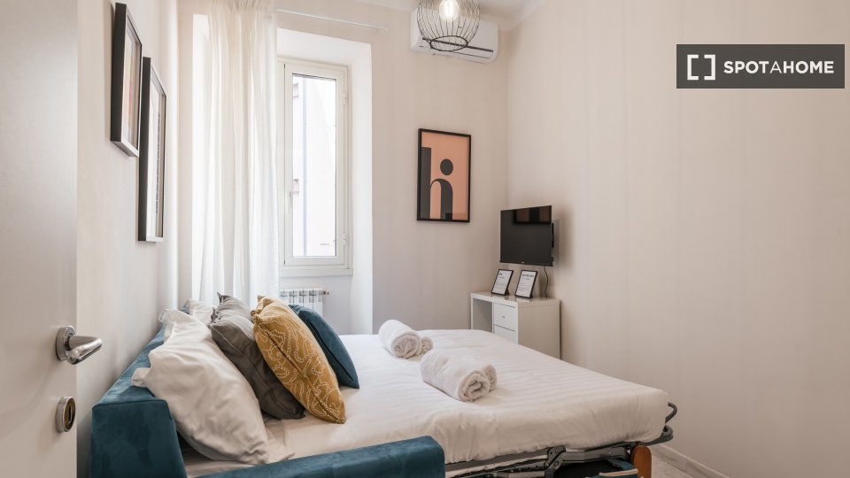 Apartment Rome, 1 bed — photo 12