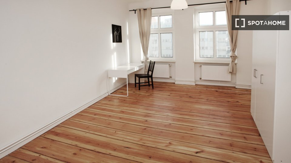 Double room Berlin, 5 beds, 124m² — photo 5