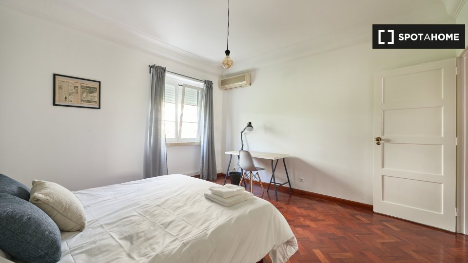 Double room Lisbon, 7 beds, 200m² — photo 7