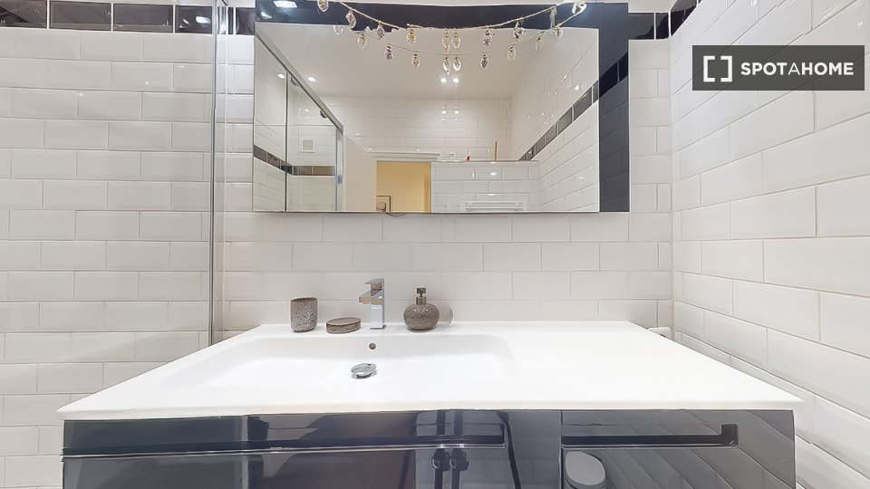 Apartment Paris, 2 beds, 70m² — photo 14
