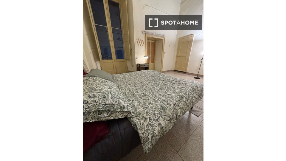 Double room Naples, 2 beds — photo 10