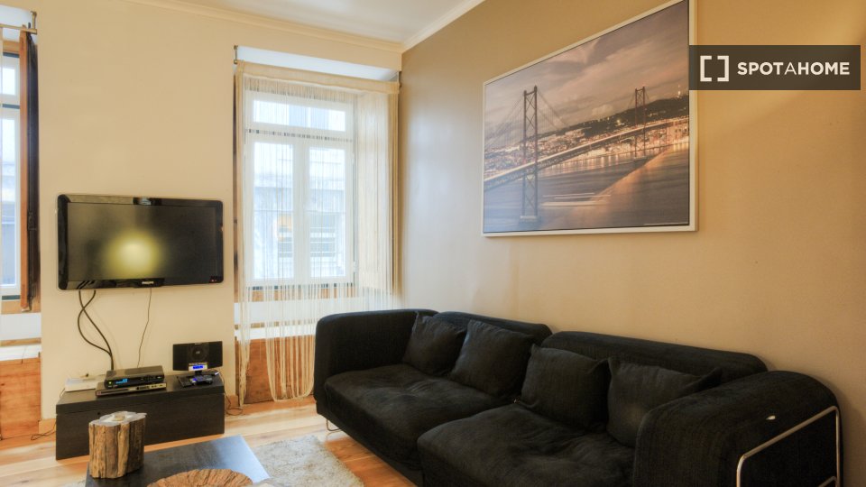 Apartment mono Lisbon, 55m² — photo 3