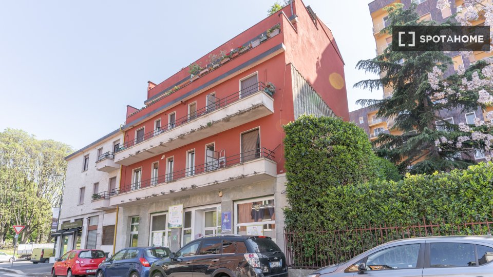 Apartment Milan, 2 beds, 69m² — photo 2