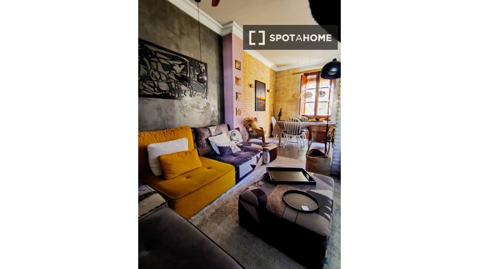 Double room Valencia, 3 beds, 160m² — photo 8