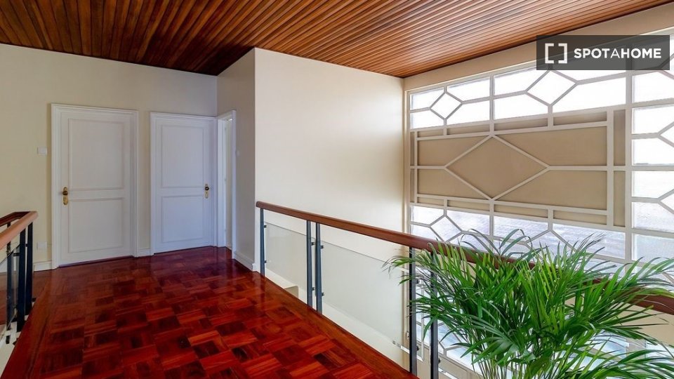 Double room Porto, 10 beds, 500m² — photo 4
