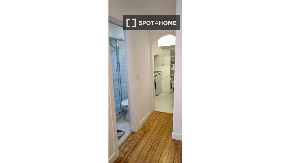 Apartment mono Lisbon, 20m² — photo 6