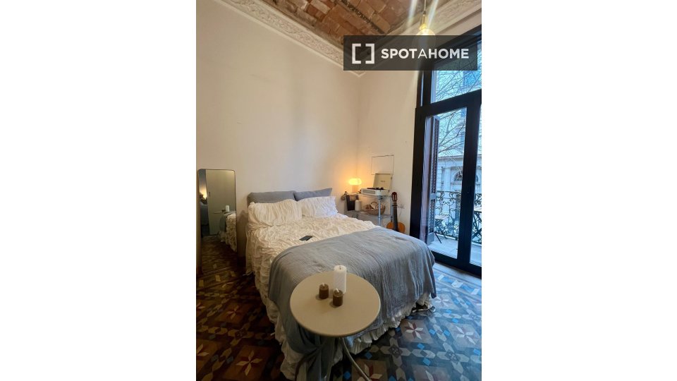 Double room Barcelona, 4 beds, 140m² — photo 20