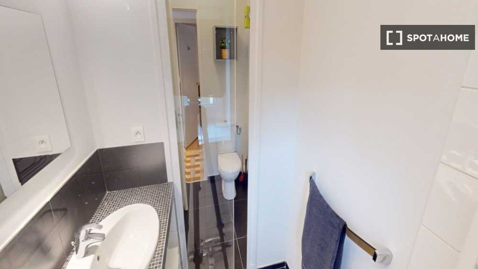 Camera doppia Lione, 6 camere, 140m² — foto 5