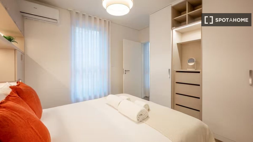 Apartment Lisbon, 1 bed — photo 13