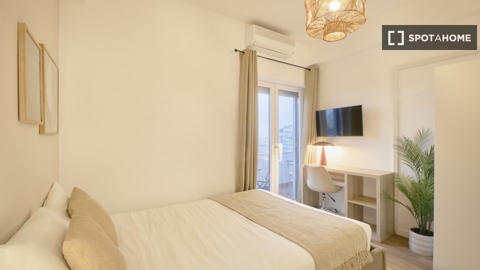 Double room Lisbon, 9 beds — photo 5