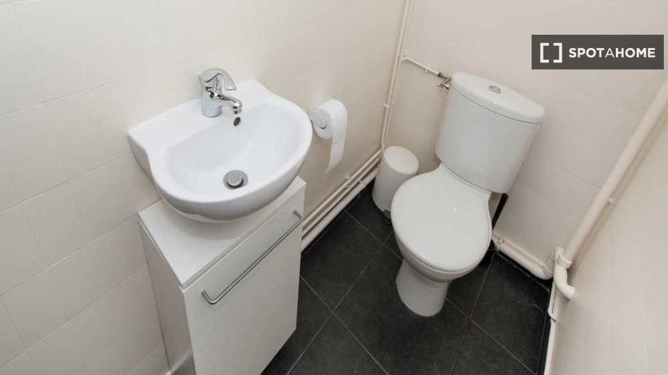Double room Paris, 4 beds, 80m² — photo 7