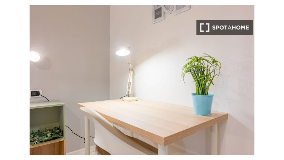 Double room Milan, 4 beds, 80m² — photo 6