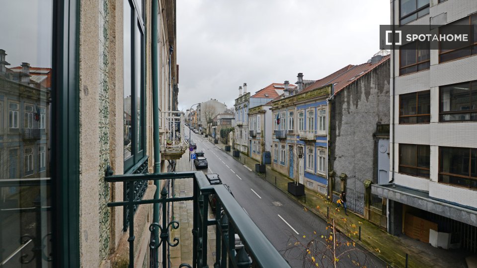 Apartment Porto, 1 bed, 50m² — photo 13