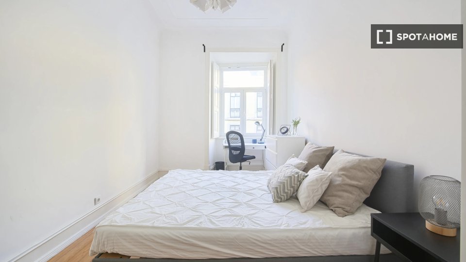 Double room Lisbon, 7 beds — photo 7