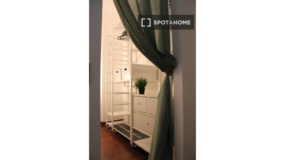 Double room Brescia, 5 beds — photo 13