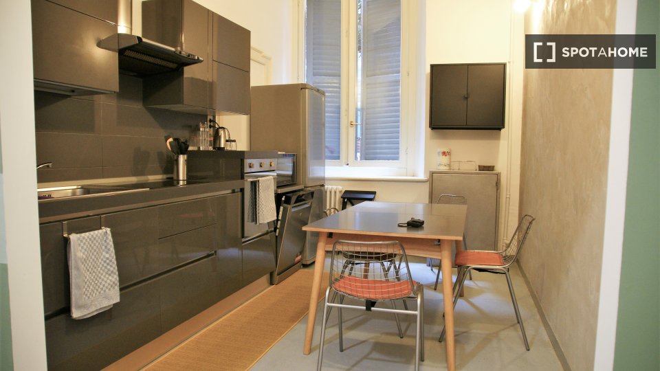 Double room Milan, 1 bed, 140m² — photo 10